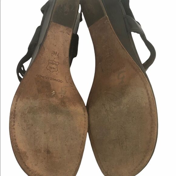 Donald Pliner Black Patent Leather Wedge Sandals Size 7.5 - Picture 10 of 10